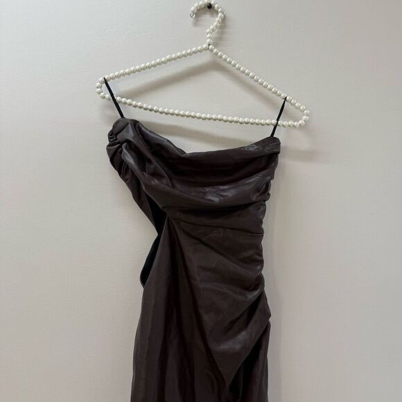 Sold  - Picture 6 of 9